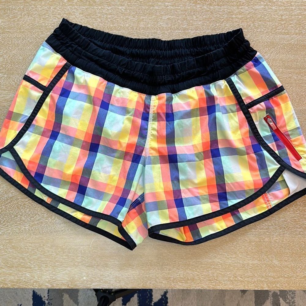 Lululemon Seawheeze 2013 shorts